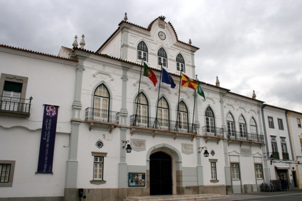 camara-municipal-de-evora